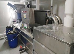 如何挑選性價比高的隔油器呢？全自動油水分離器廠...